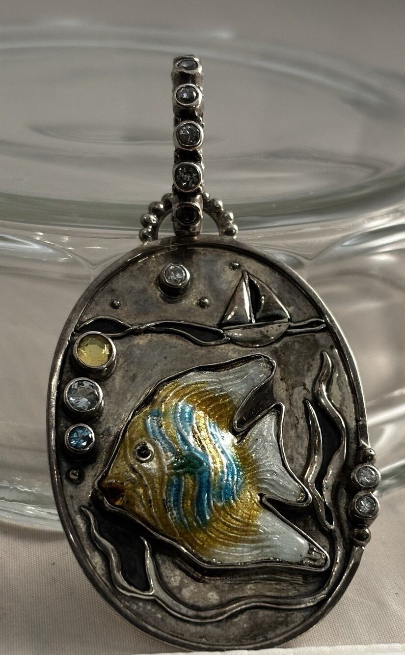 Mars&Valentine/Echo of the Dreamer Sterling Enamel FISH PENDANT w/Gemstones
